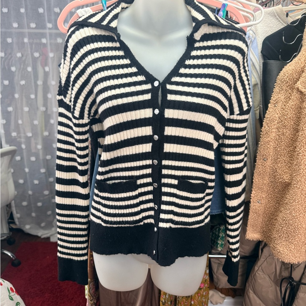 Bagatelle Black and White Striped Women's Sweater
